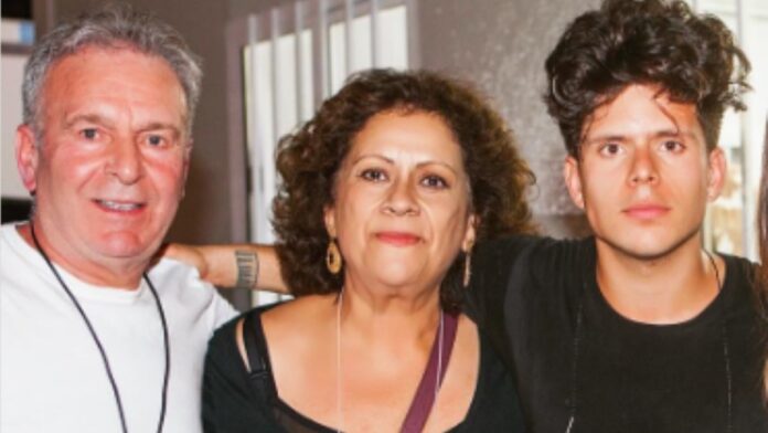 Rudy Mancuso clicked with his parents